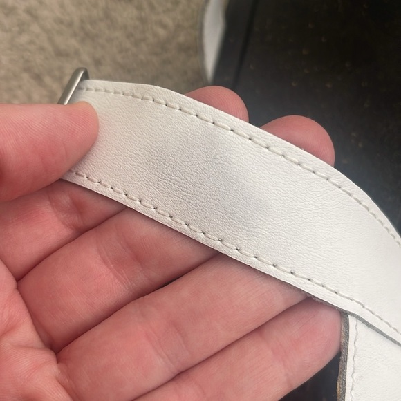 NEW Dr. Martens Avry Hydro White Leather Sandals - Picture 3 of 9